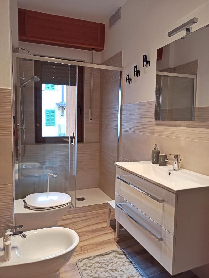 Appartamento Poli Кастильоне-деи-Пеполи Экстерьер фото